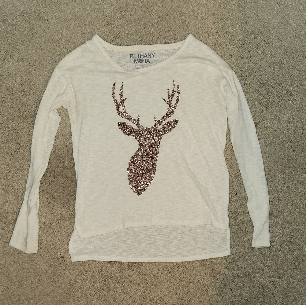 Bethany Mota deer shirt